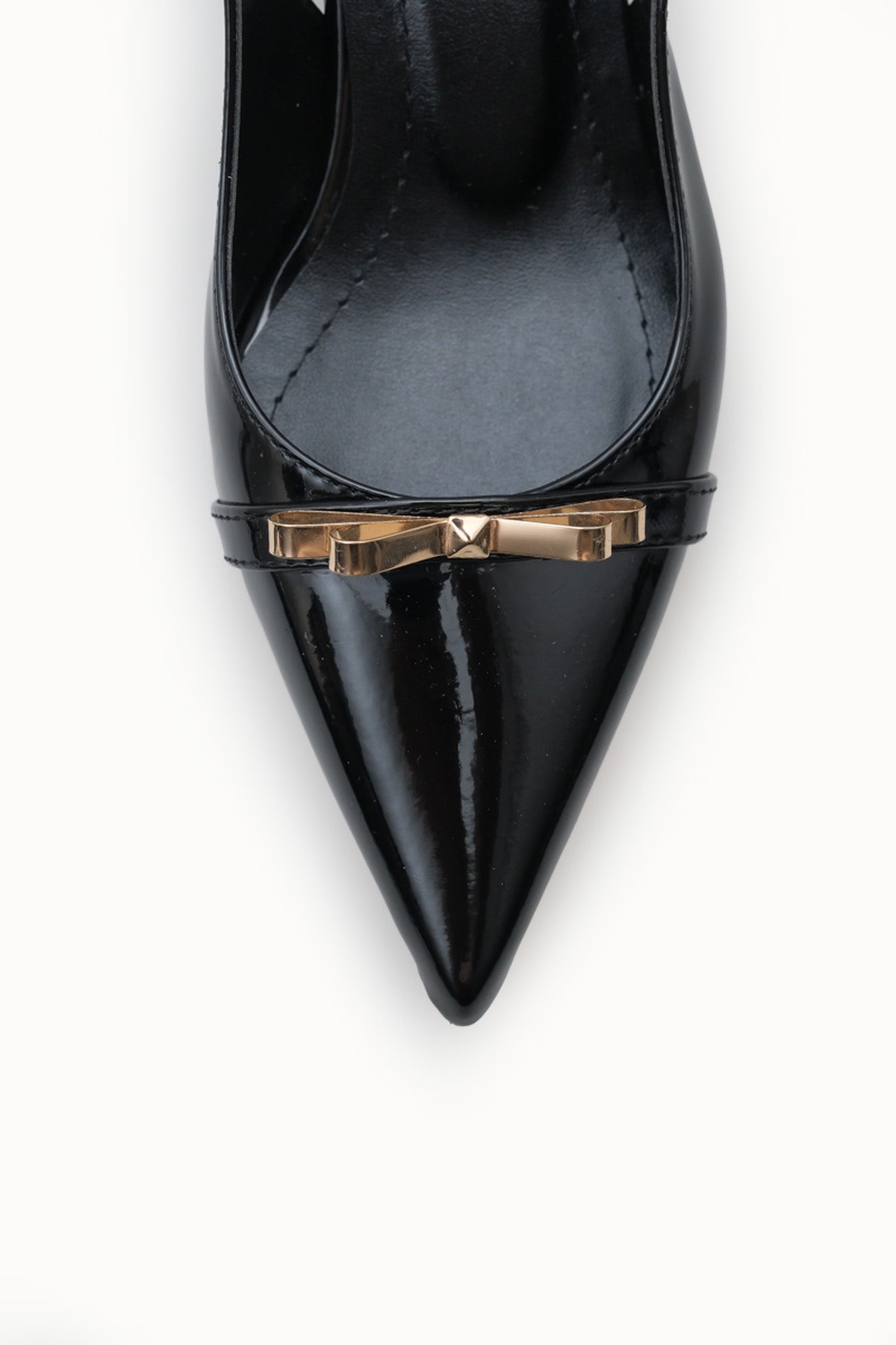 Riccon Kadın Sivri Burunlu Arkası Açık İnce Topuklu Ayakkabı 0012205 Siyah Rugan