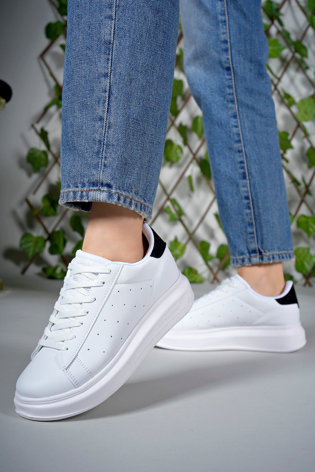 Riccon Kadın Sneaker 0012156 Beyaz Siyah Cilt
