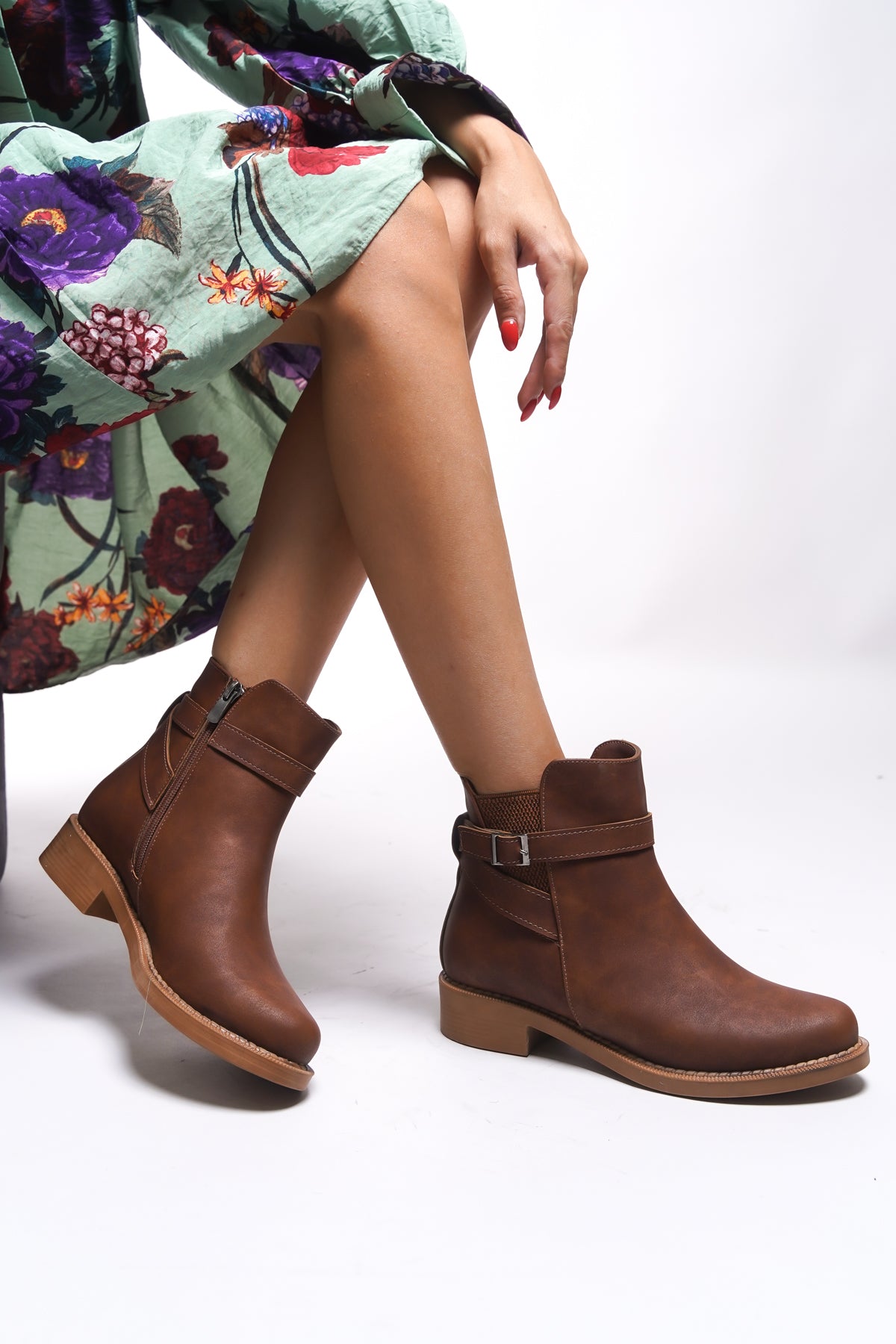 Riccon Elyedelia Kadın Toka Detaylı Lastikli Bot 0012452