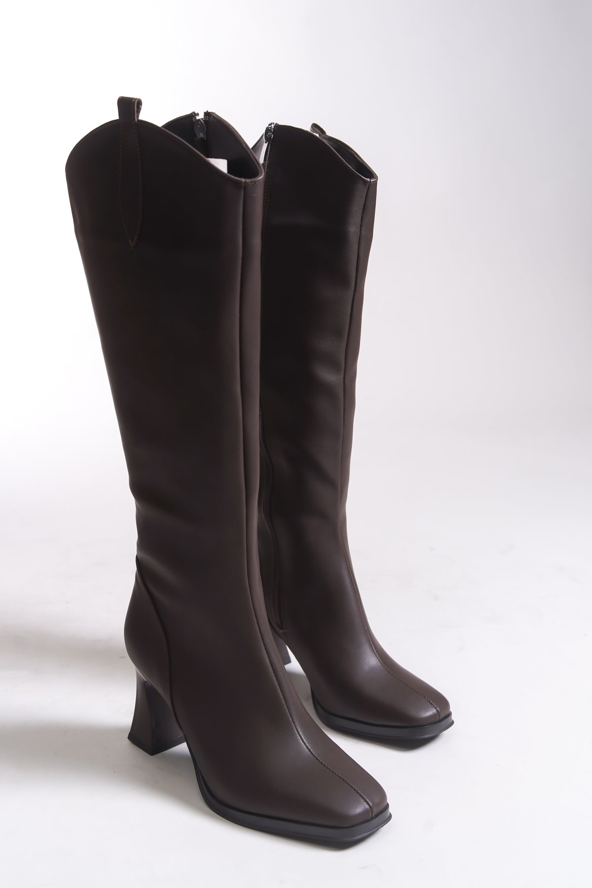 Riccon Phelilre Kadın Sivri Burunlu Yüksek Topuklu Çizme 0012809