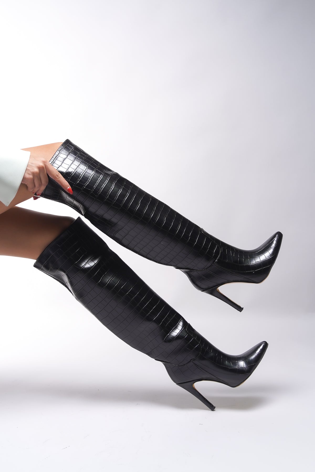 Riccon Gishophe Kadın Sivri Topuklu Çizme 00127000