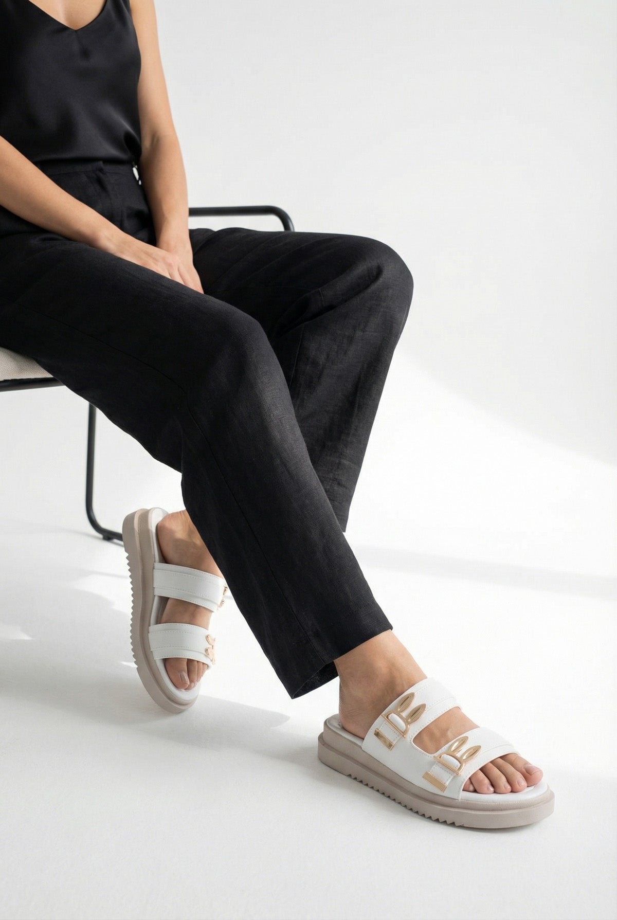 Riccon Kadın Çift Tokalı Terlik 00120415 Beyaz