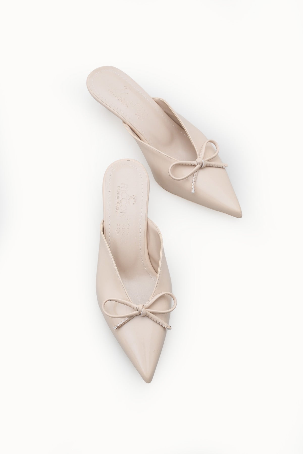 Riccon Kadın Sivri Burunlu İnce Topuklu Terlik 0012211 Ten Rugan