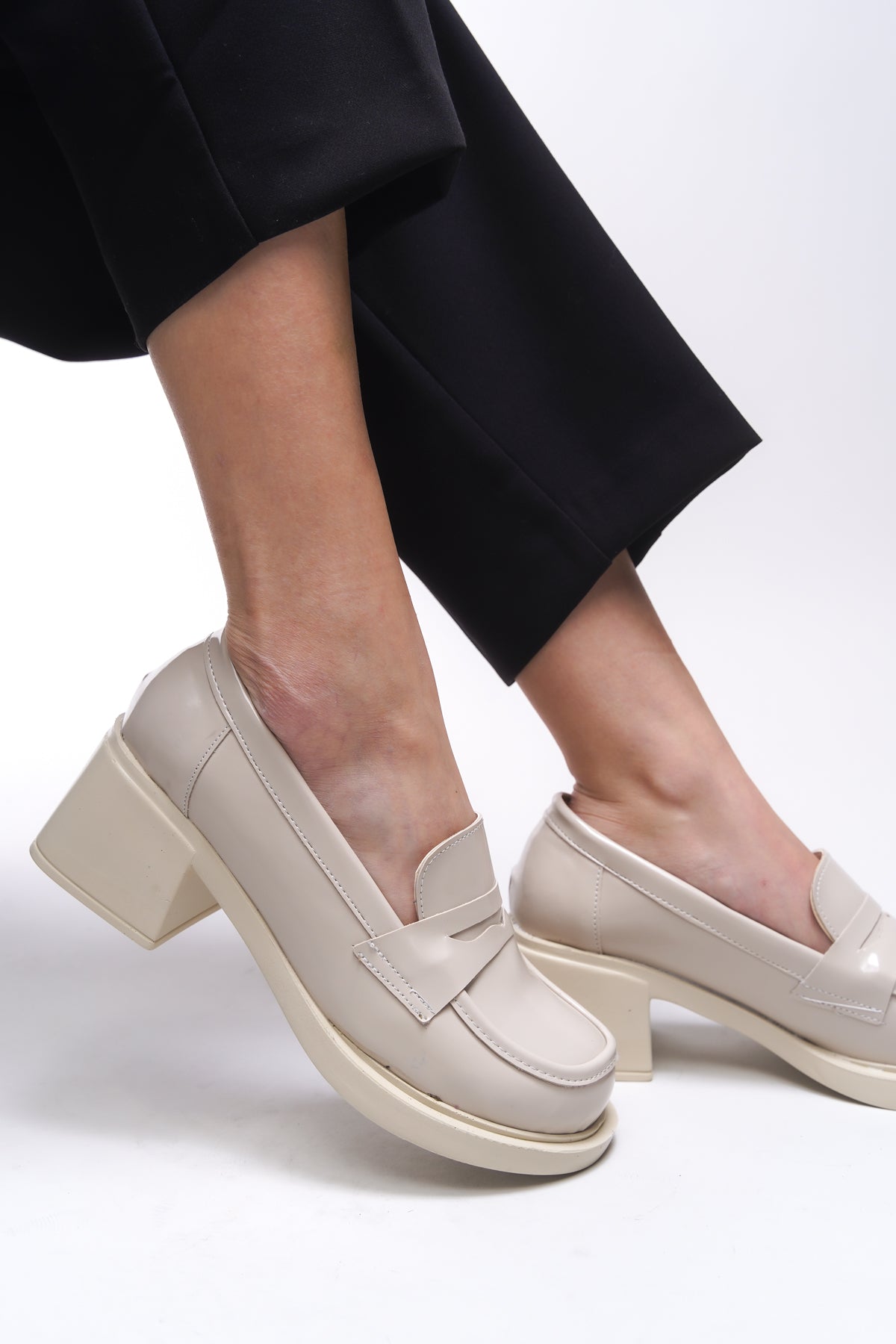 Riccon Yllthyl Kadın Loafer 0012500 Ten Rugan