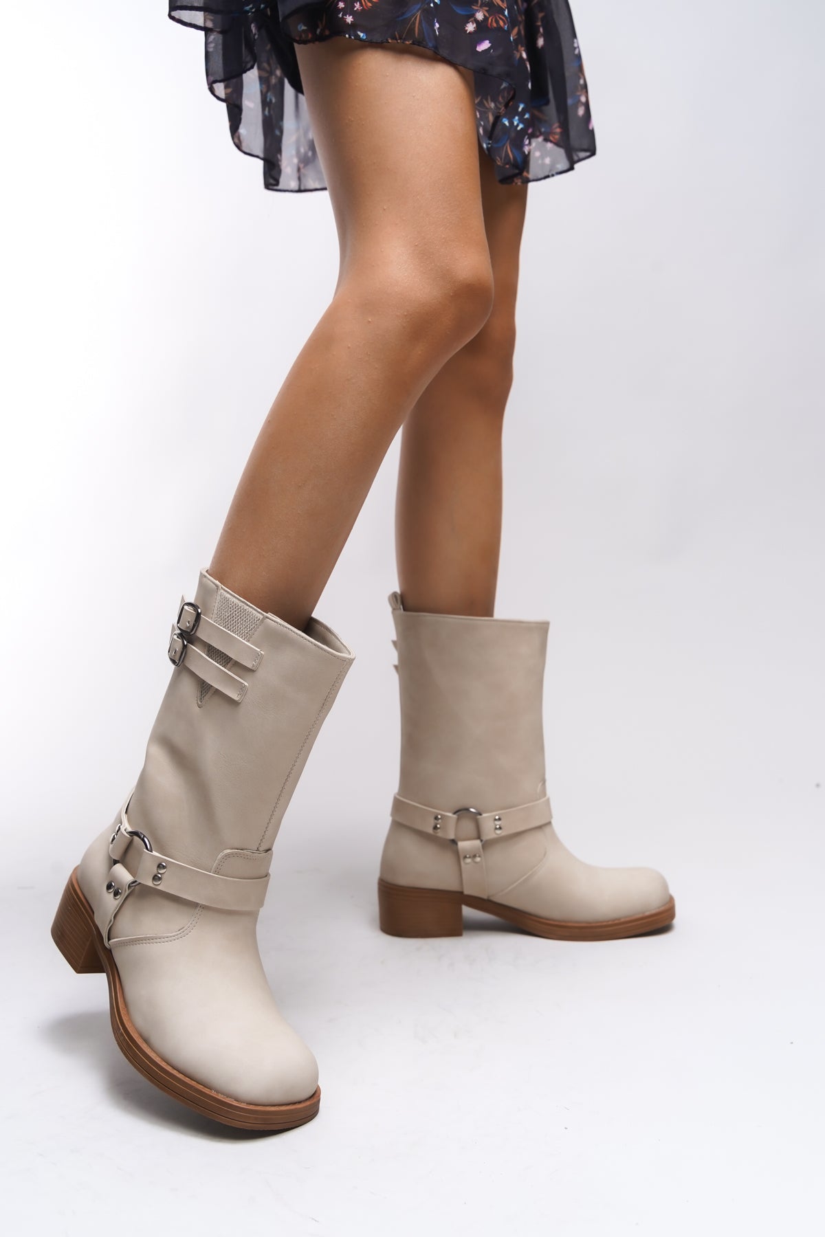 Riccon Galmicca Kadın Toka Detaylı Kısa Çizme 00123022