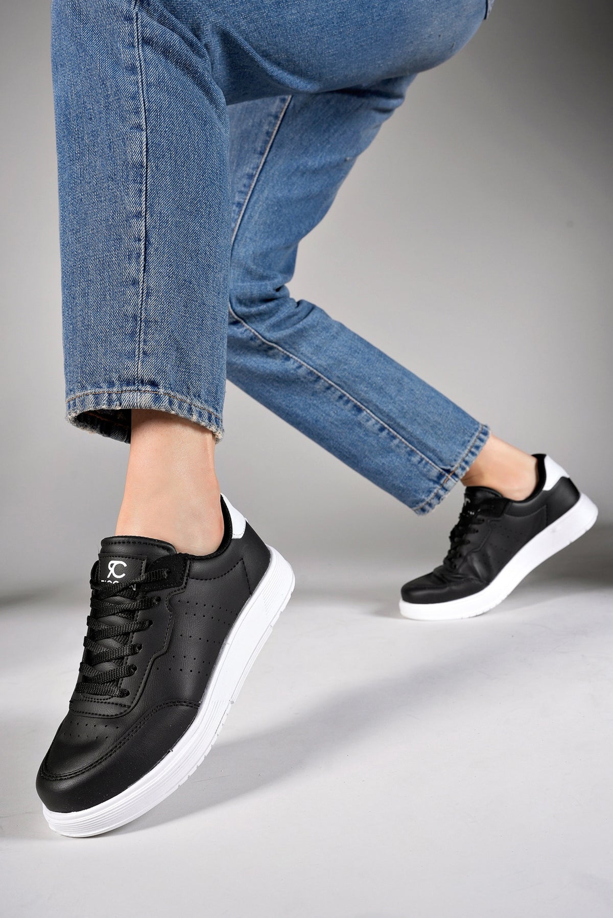 Riccon Glaweth Kadın Sneaker 0012158 Siyah Beyaz