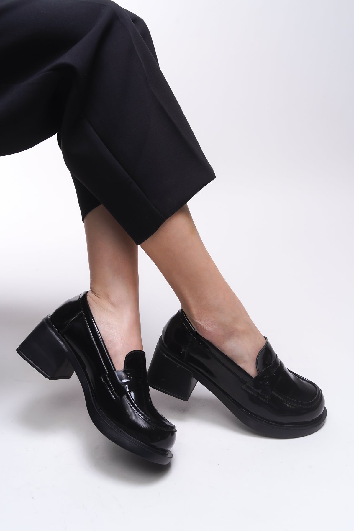 Riccon Yllthyl Kadın Loafer 0012500 Siyah Rugan