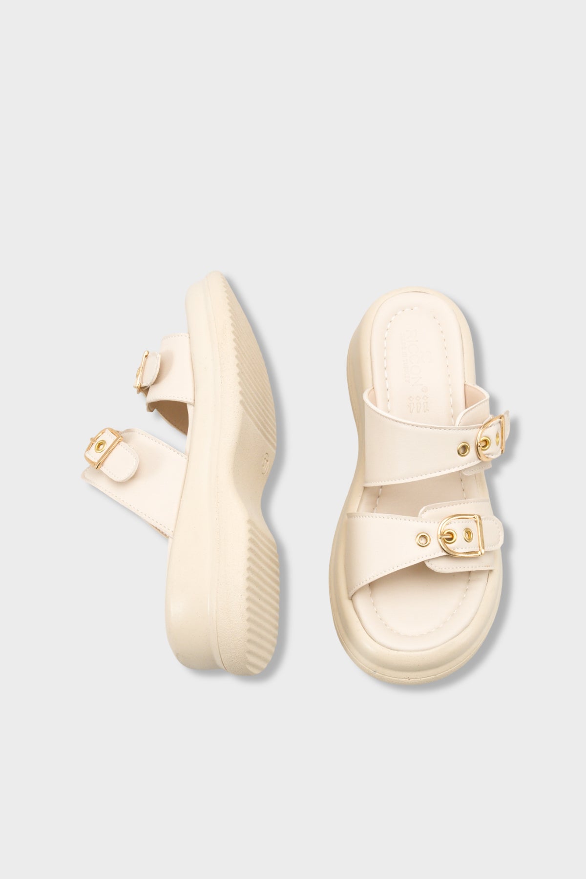 Riccon Kadın Çift Tokalı Terlik 00121027 Bej