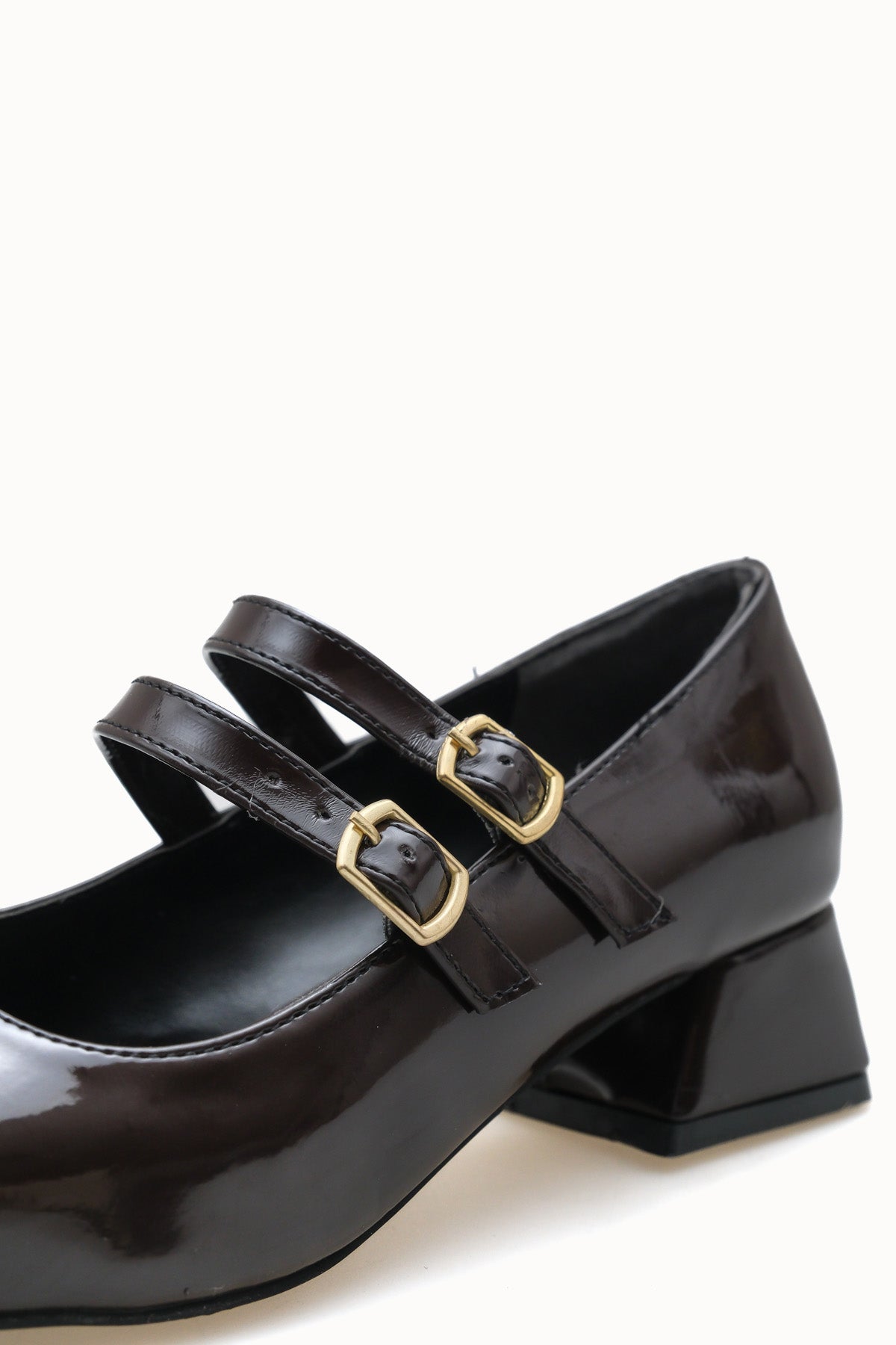 Riccon Iarwarin Kadın Kısa Topuklu Ayakkabı 00125197 Kahverengi Rugan