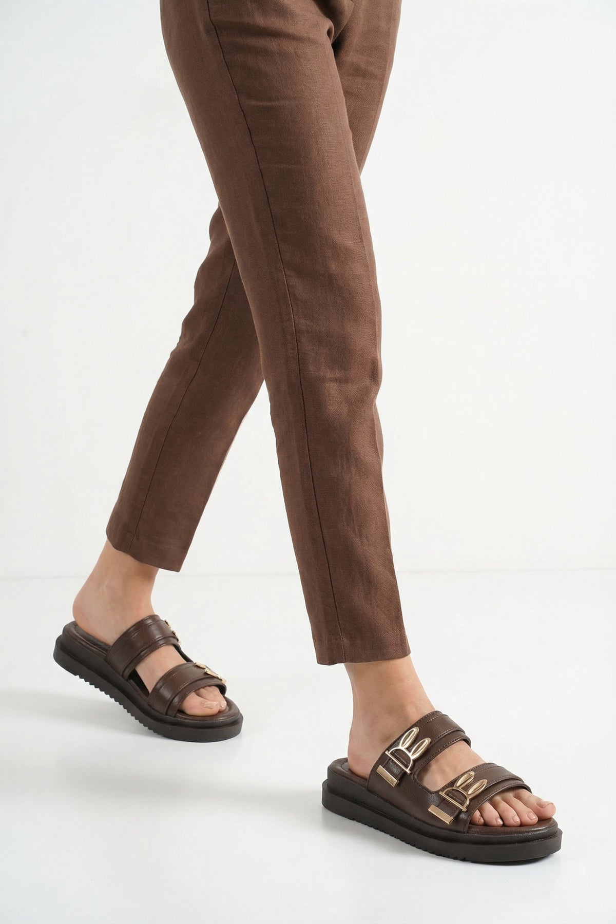 Riccon Kadın Çift Tokalı Terlik 00120415 Kahverengi