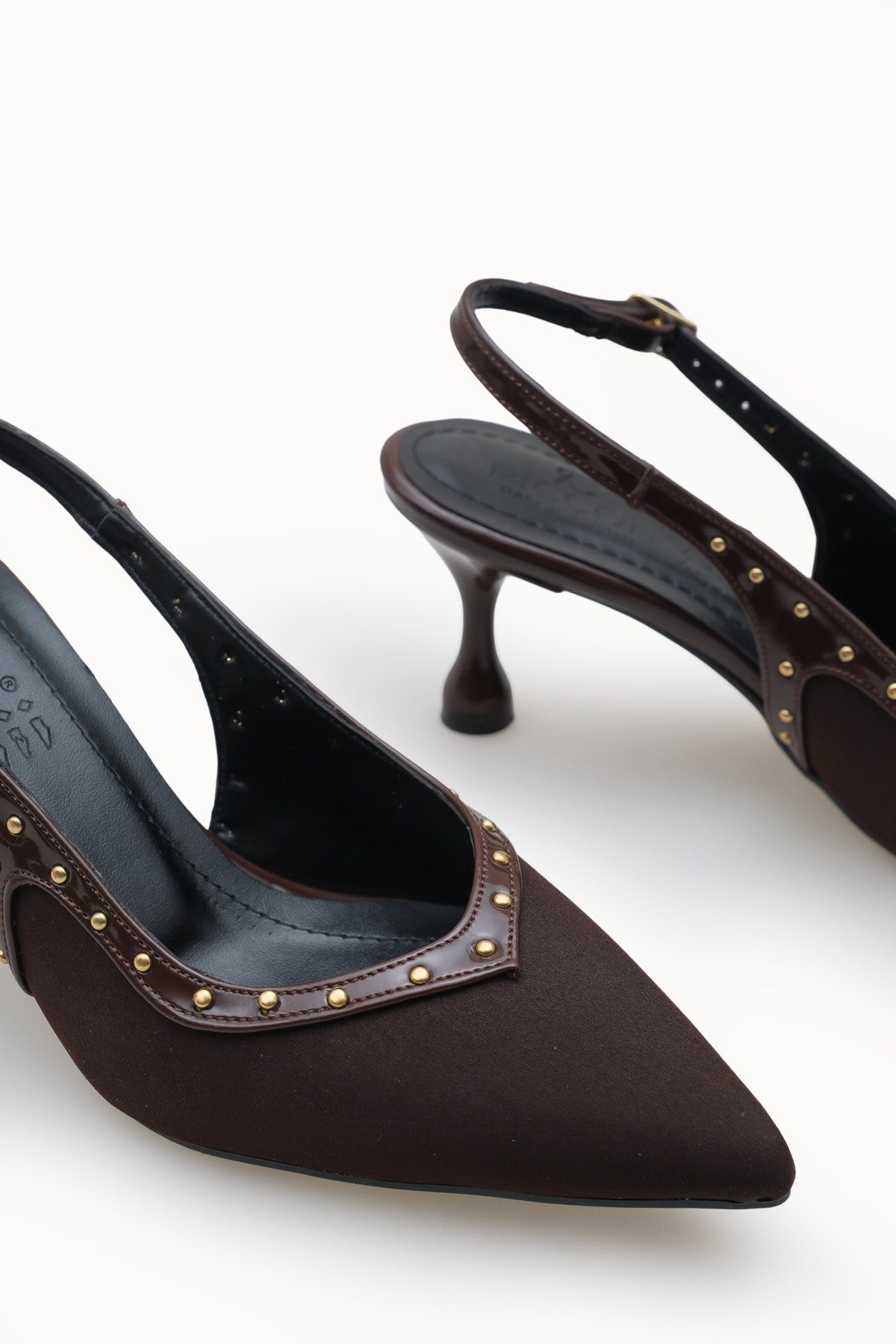 Riccon Kadın Sivri Burunlu Arkası Açık İnce Topuklu Ayakkabı 0012553 Mat Kahverengi