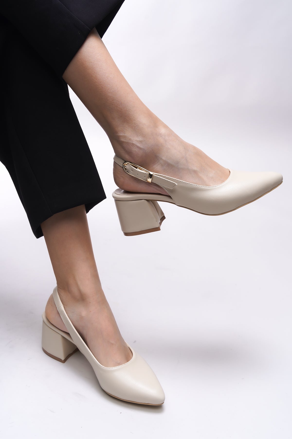 Riccon Eveltihne Kadın Topuklu Ayakkabı 0012309