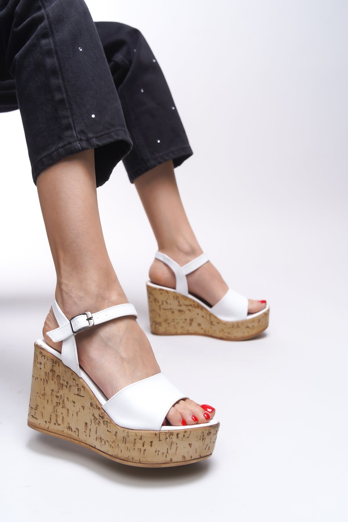 Riccon Avilthyl Kadın Dolgu Topuklu Sandalet 0012910