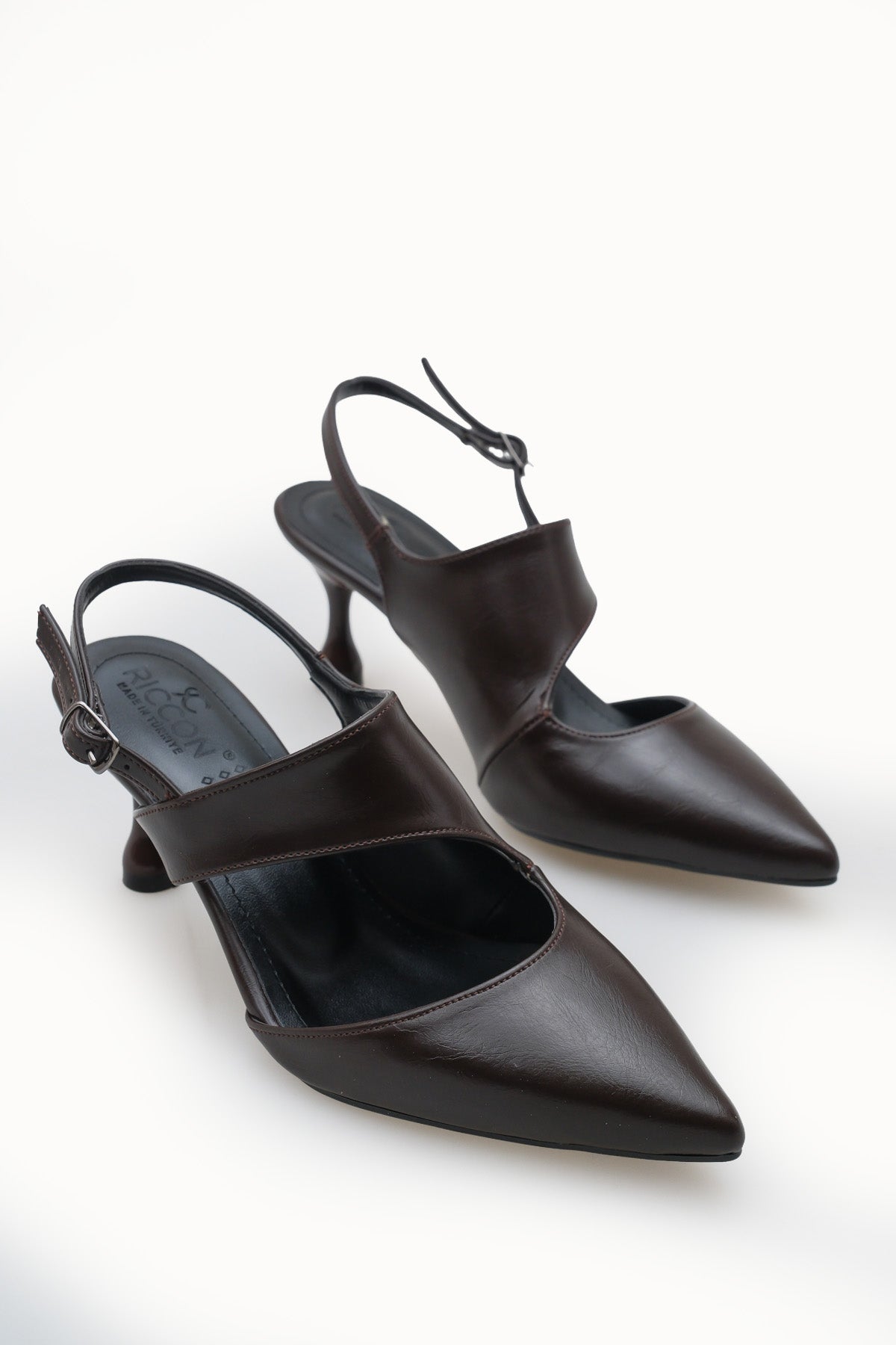 Riccon Kadın Sivri Burunlu Arkası Açık İnce Topuklu Ayakkabı 0012561 Kahverengi Rustik