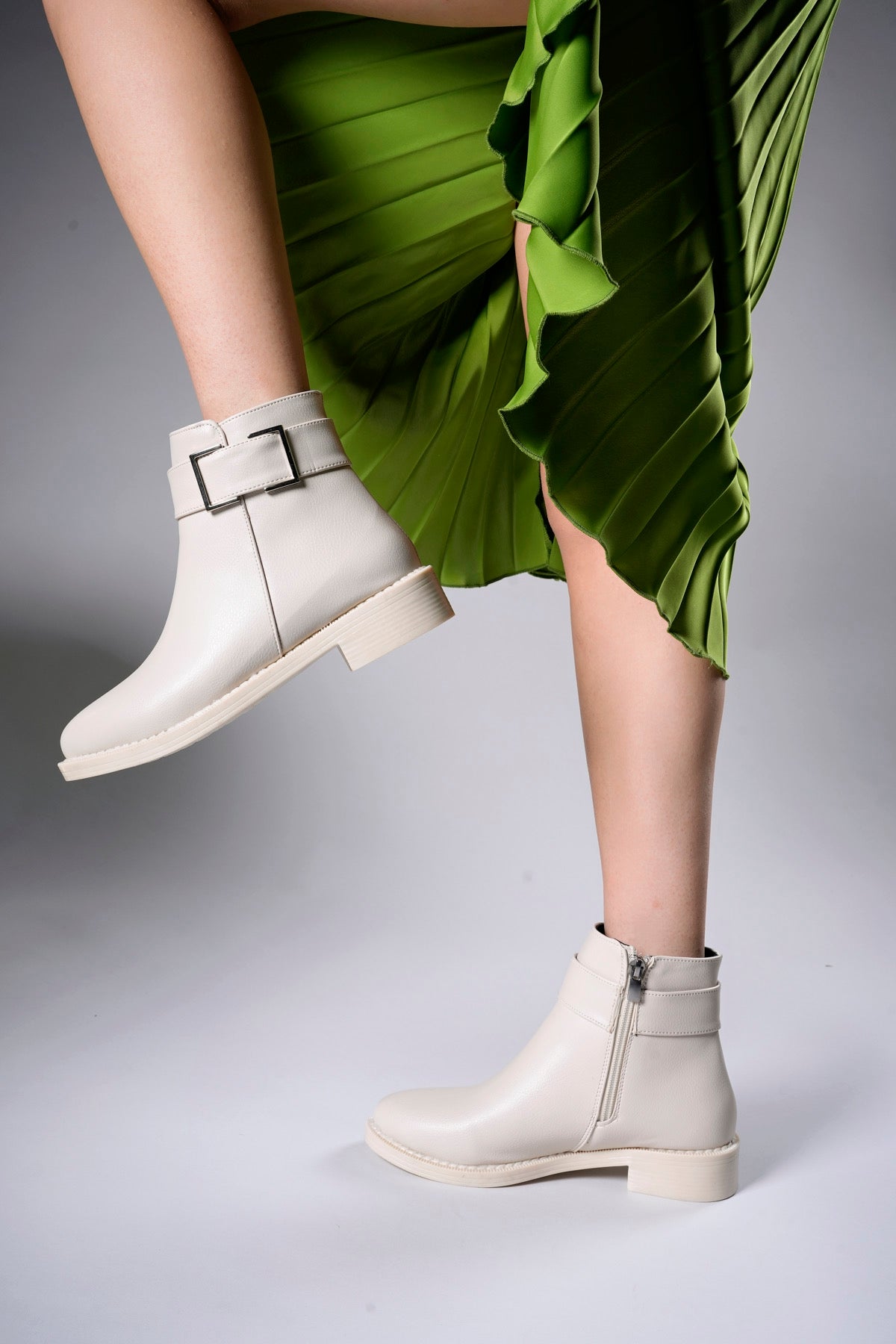 Riccon Hilyariel Kadın Bot 0012078