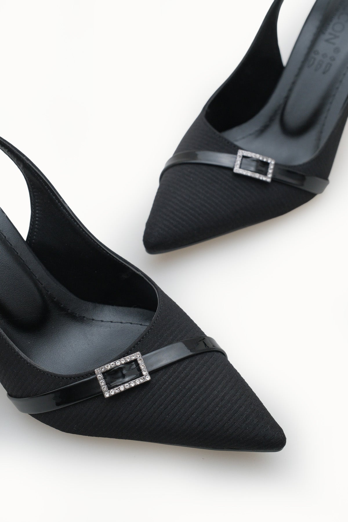 Riccon Kadın Sivri Burunlu Arkası Açık İnce Topuklu Ayakkabı 0012712 Mat Siyah Çizgili