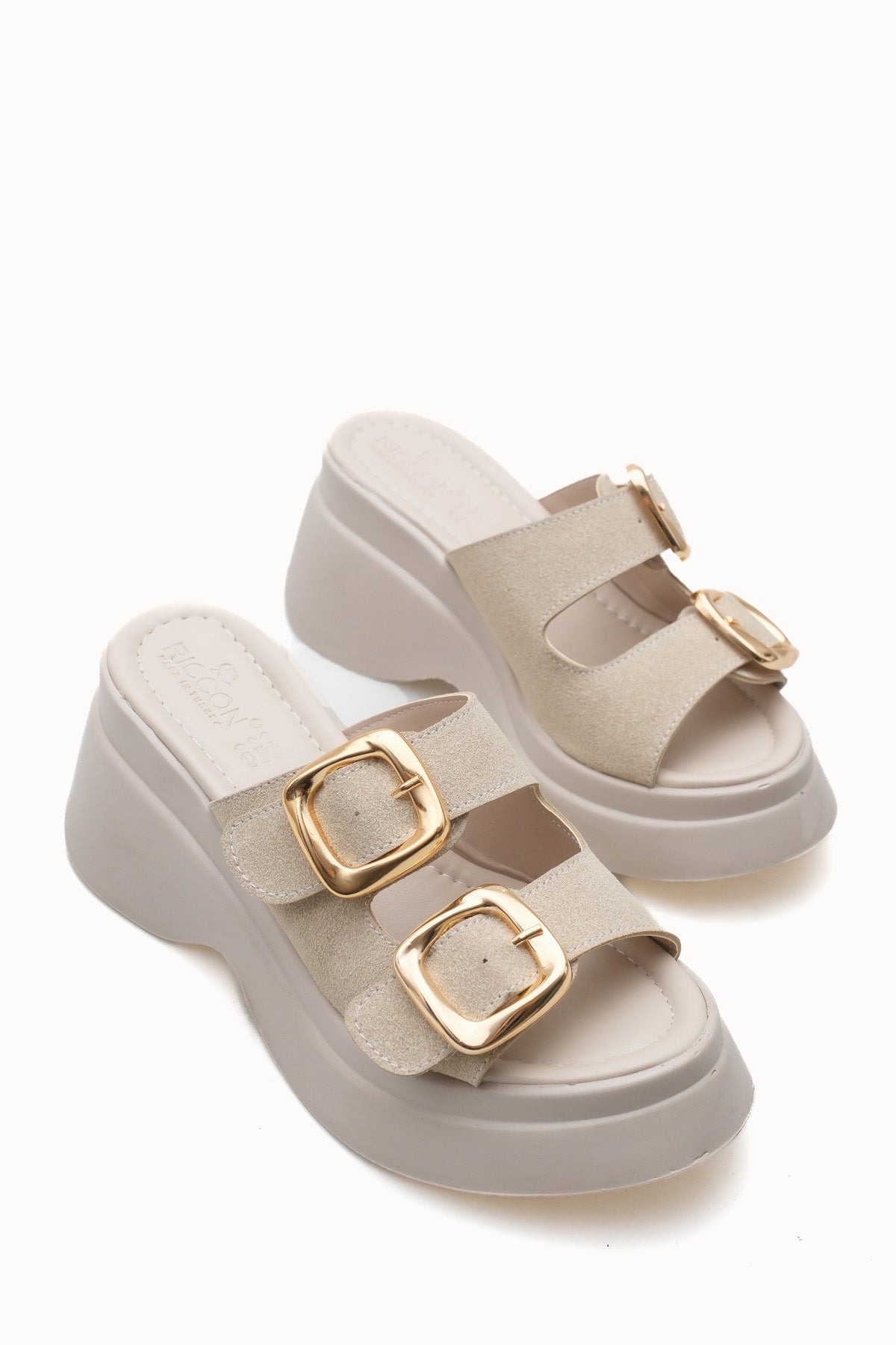 Riccon Heilrele Kadın Terlik 0012908 Bej Deri Dokulu