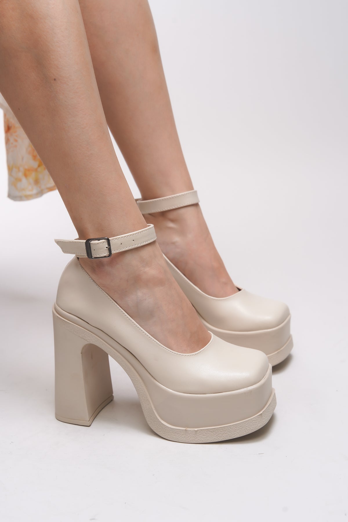 Riccon Heilsyra Kadın Yüksek Topuklu Ayakkabı 00122000