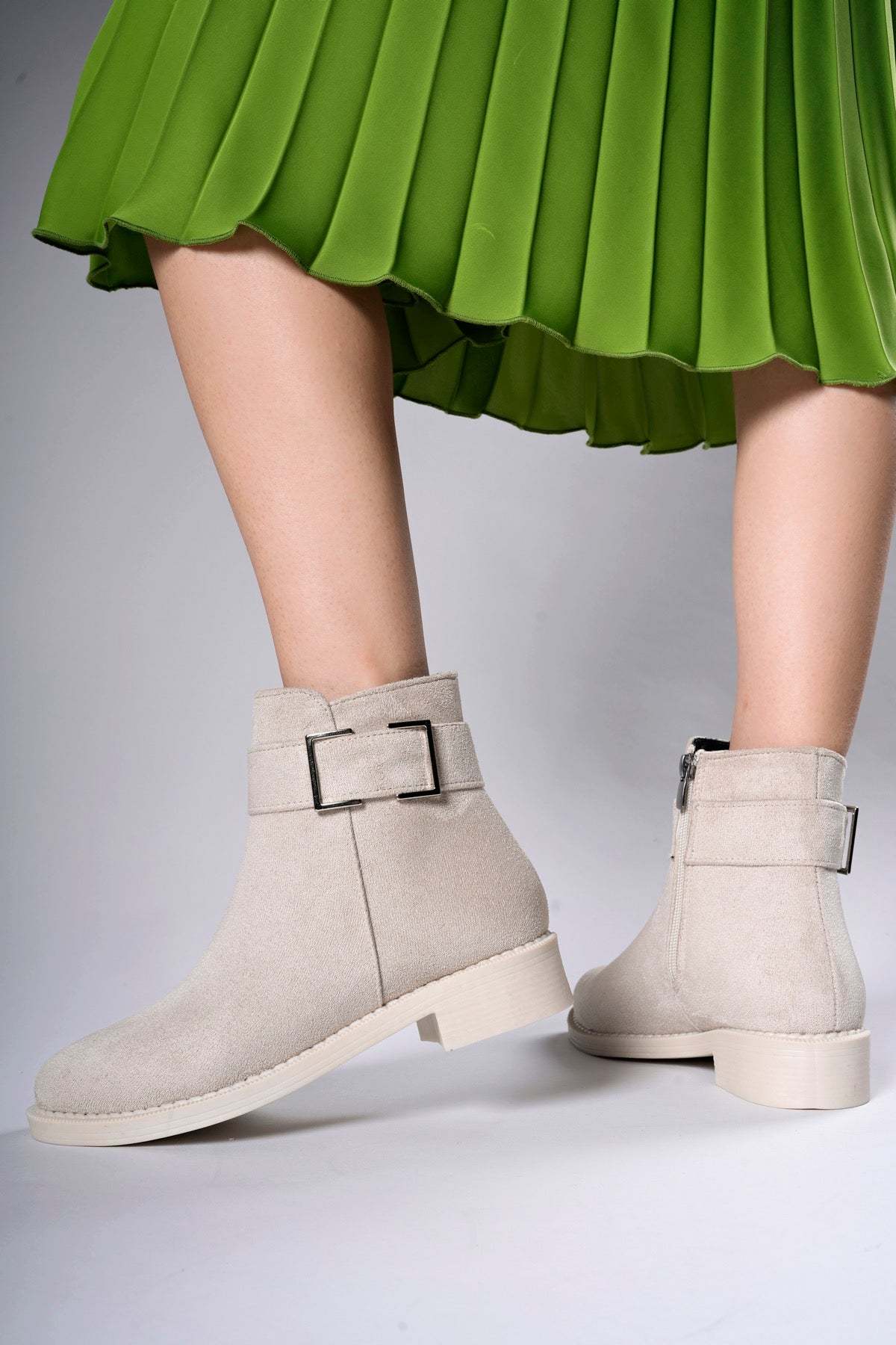 Riccon Hilyariel Kadın Bot 0012078