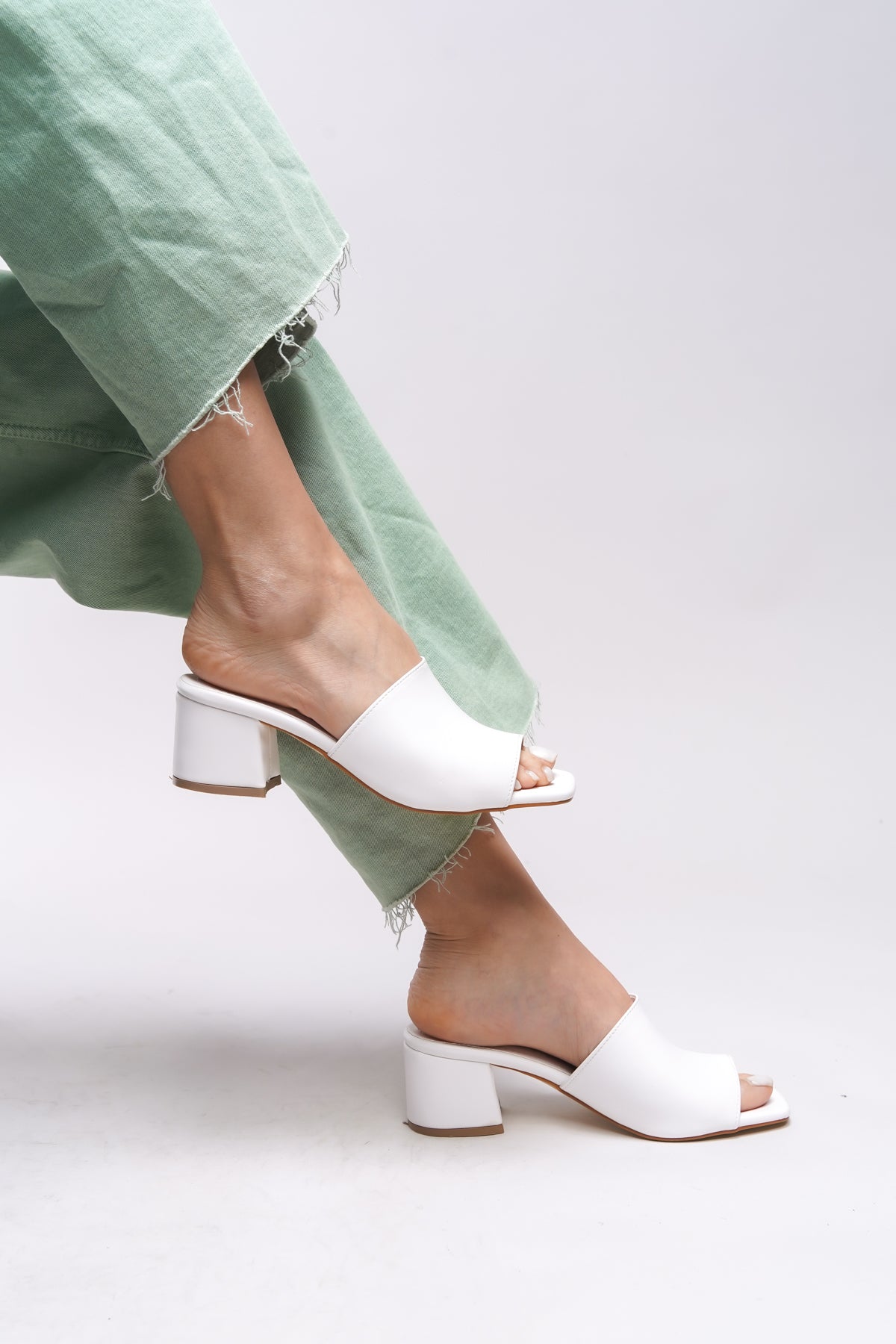 Riccon Wolrithe Kadın Topuklu Terlik 0012125