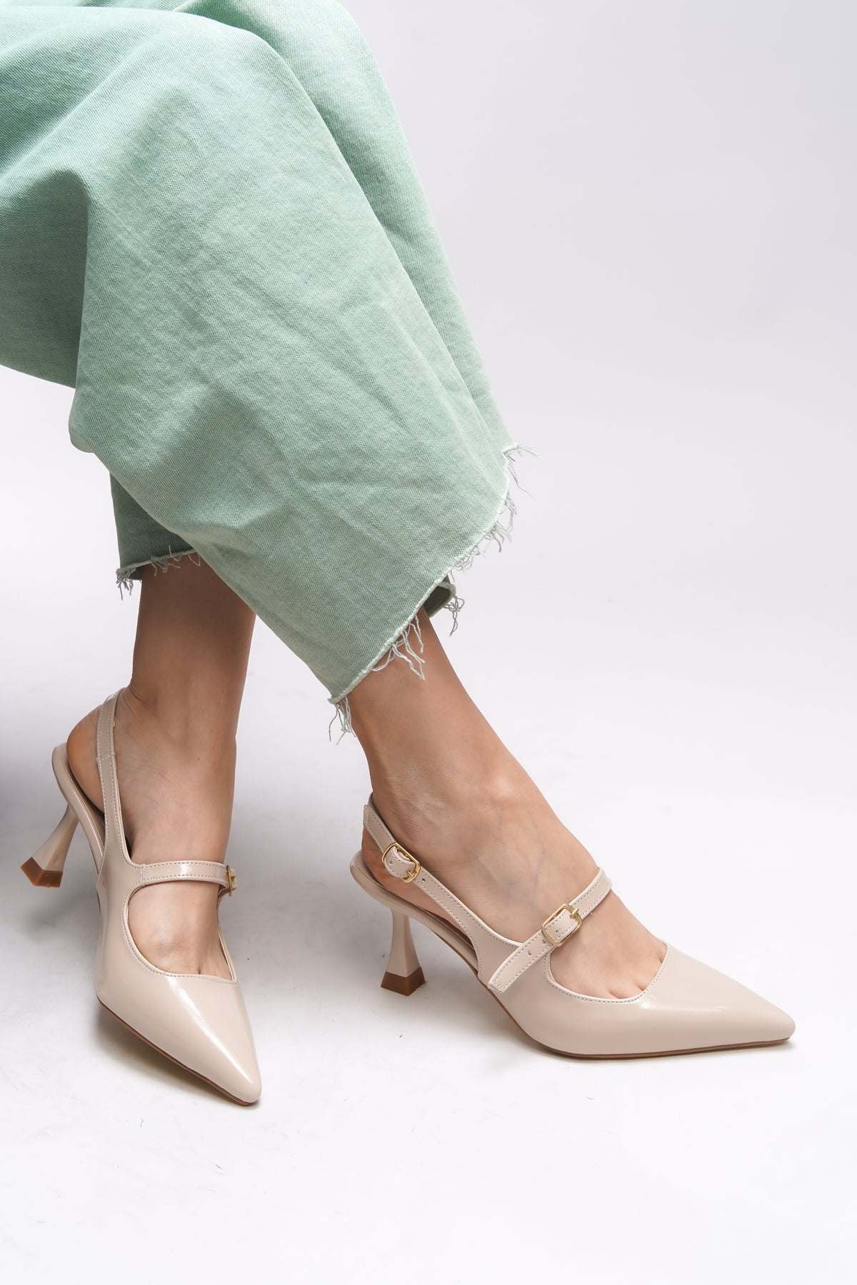 Riccon Melilendra Kadın Arkası Açık Sivri Burun Stiletto 0012701