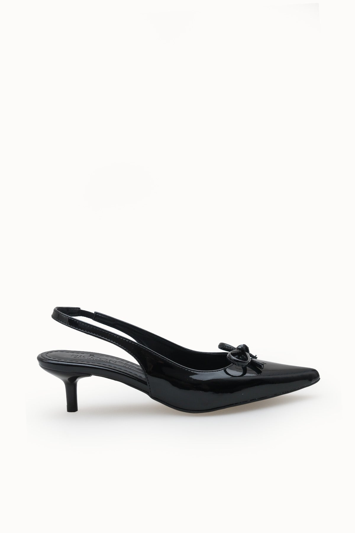 Riccon Kadın Sivri Burunlu Arkası Açık İnce Topuklu Ayakkabı 0012201 Siyah Rugan