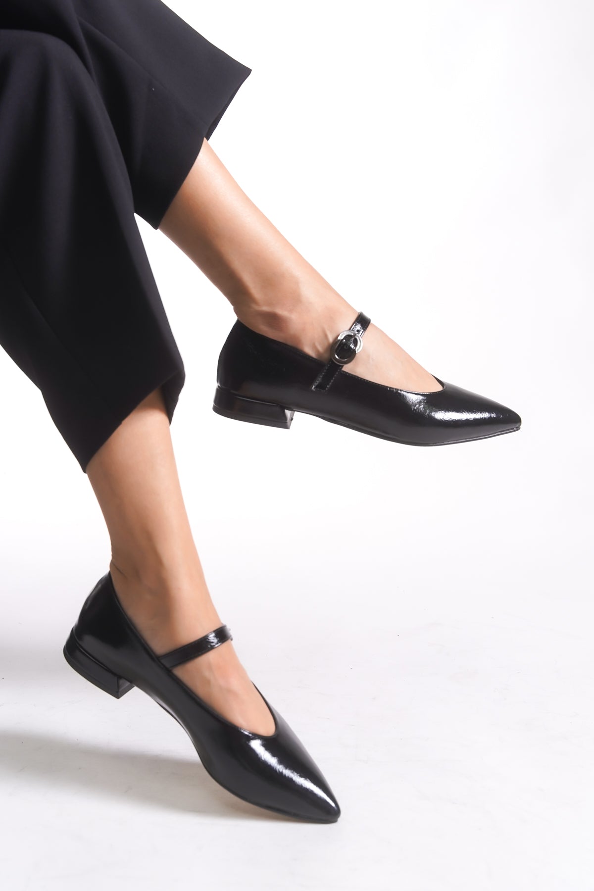 Riccon Kadın Sivri Burun Babet 0012501