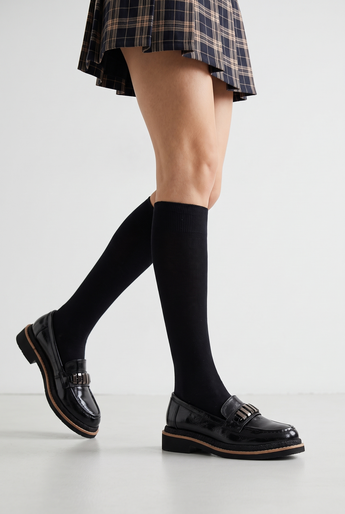 Riccon Mira Gala Kadın Loafer 0012507 Siyah Kırışık Rugan - detay 1