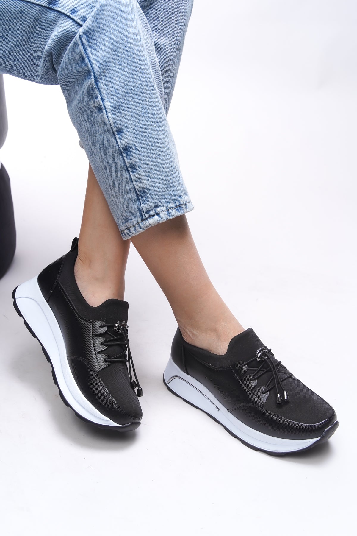 Riccon Isolendra Kadın Sneaker 00121706 Siyah Beyaz - Riccon