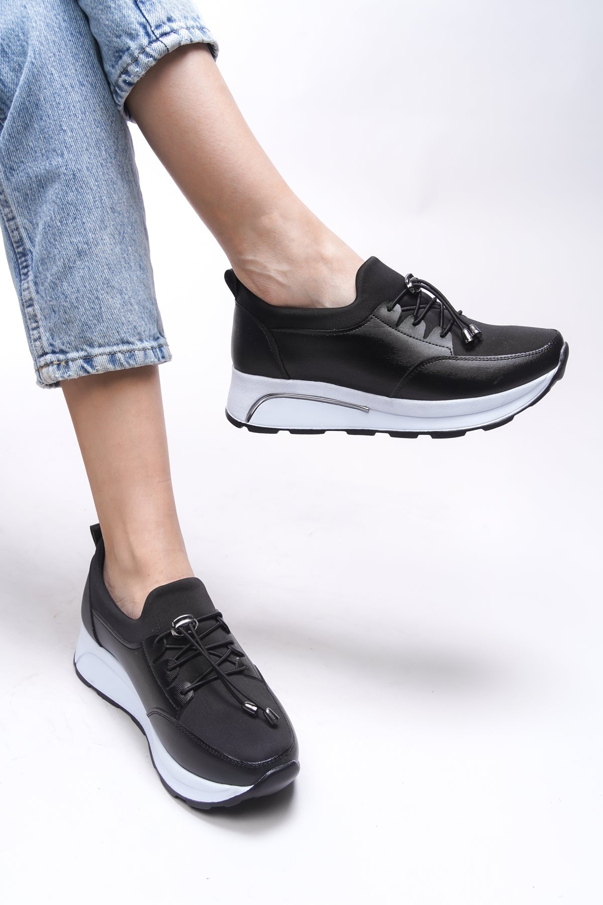 Riccon Isolendra Kadın Sneaker 00121706 Siyah Beyaz - Riccon