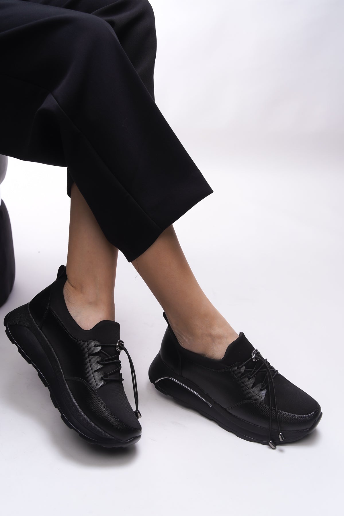 Riccon Isolendra Kadın Sneaker 00121706 Siyah Siyah - Riccon