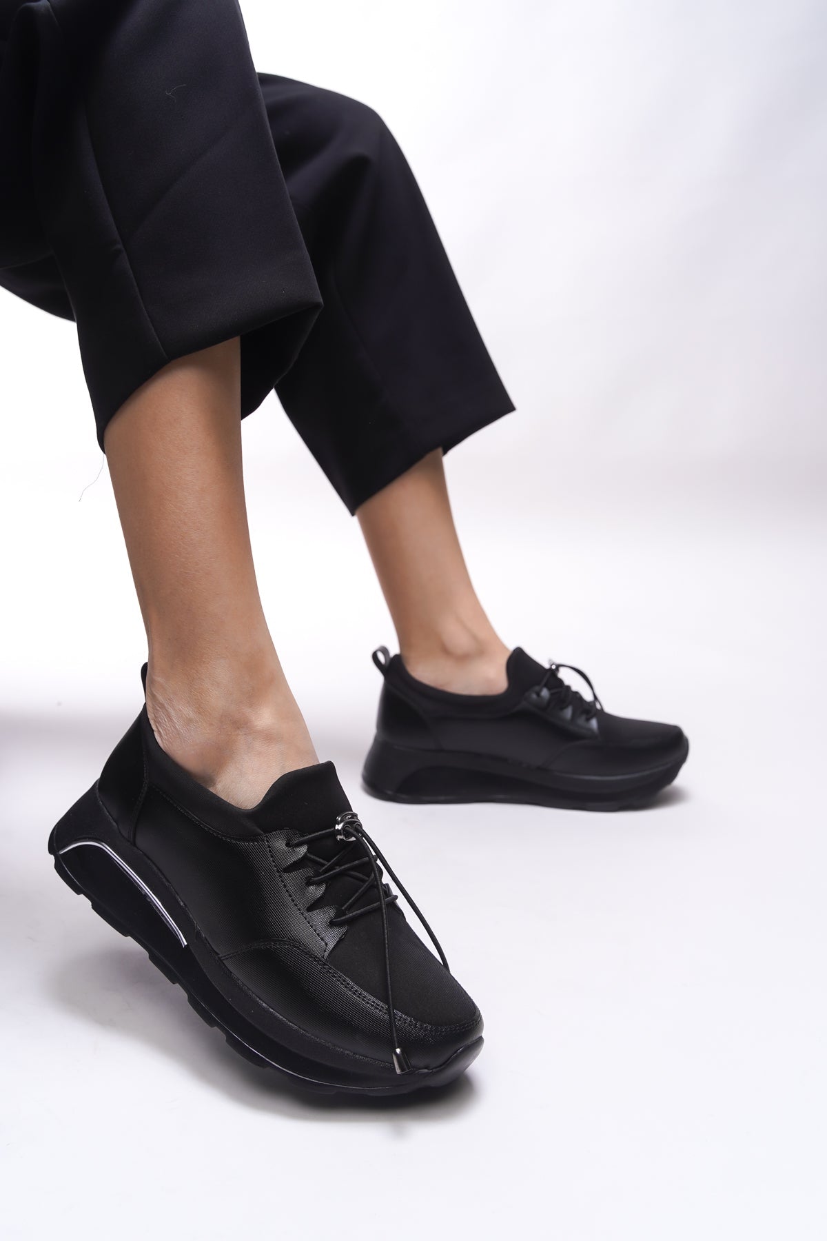 Riccon Isolendra Kadın Sneaker 00121706 Siyah Siyah - Riccon