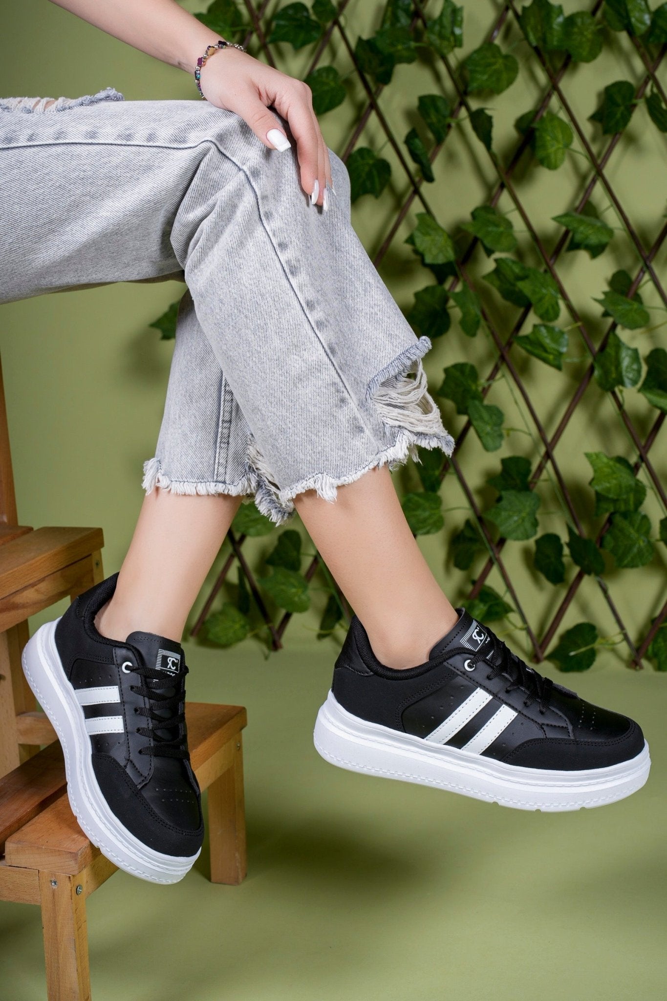 Riccon Kadın Sneaker 00121013 Siyah Beyaz - Riccon