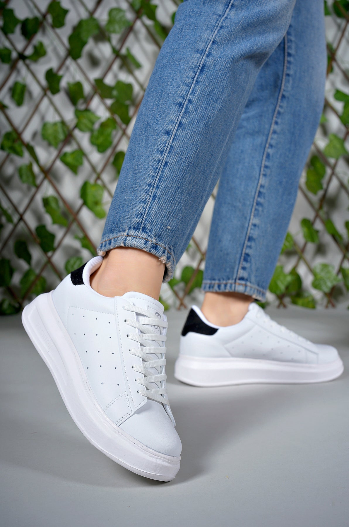 Riccon Kadın Sneaker 0012156 Beyaz Siyah Cilt - Riccon