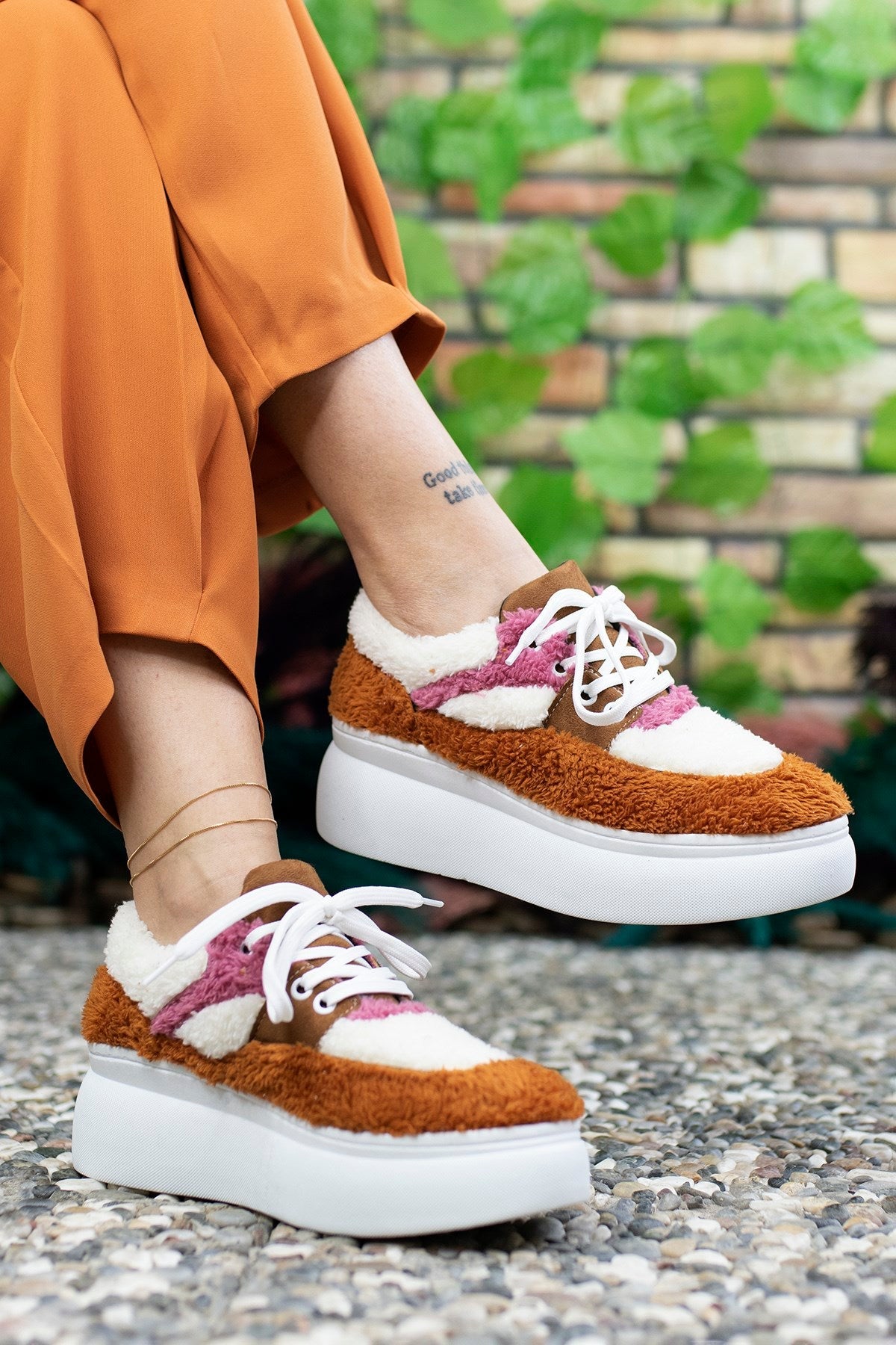 Riccon Kadın Tüylü Sneaker 0012106 Tarçın - Riccon
