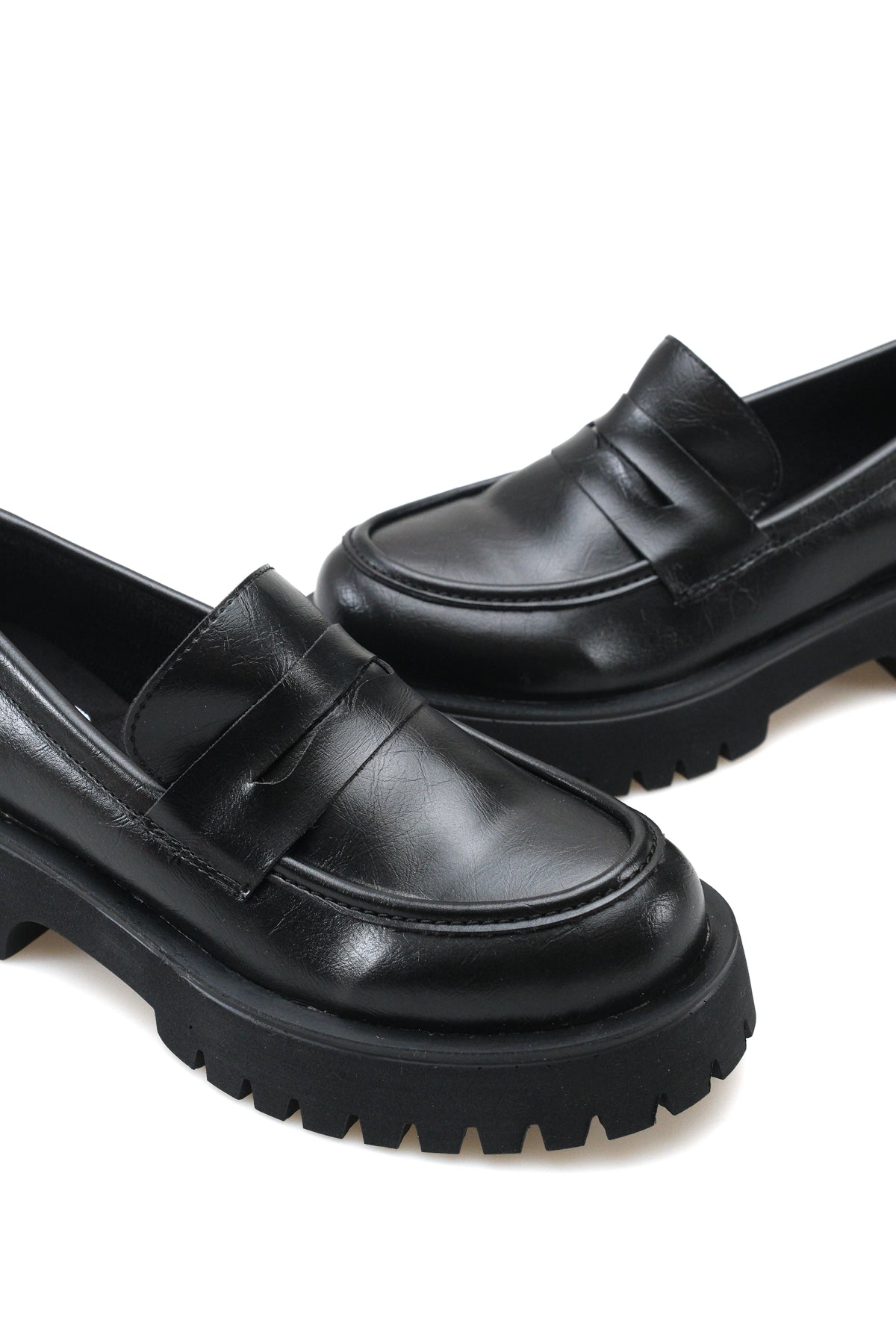 Riccon Selene Pia Kadın Loafer 0012301 Siyah Cilt